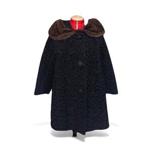 Astrakin Mink Collar Coat in Excellent Condition